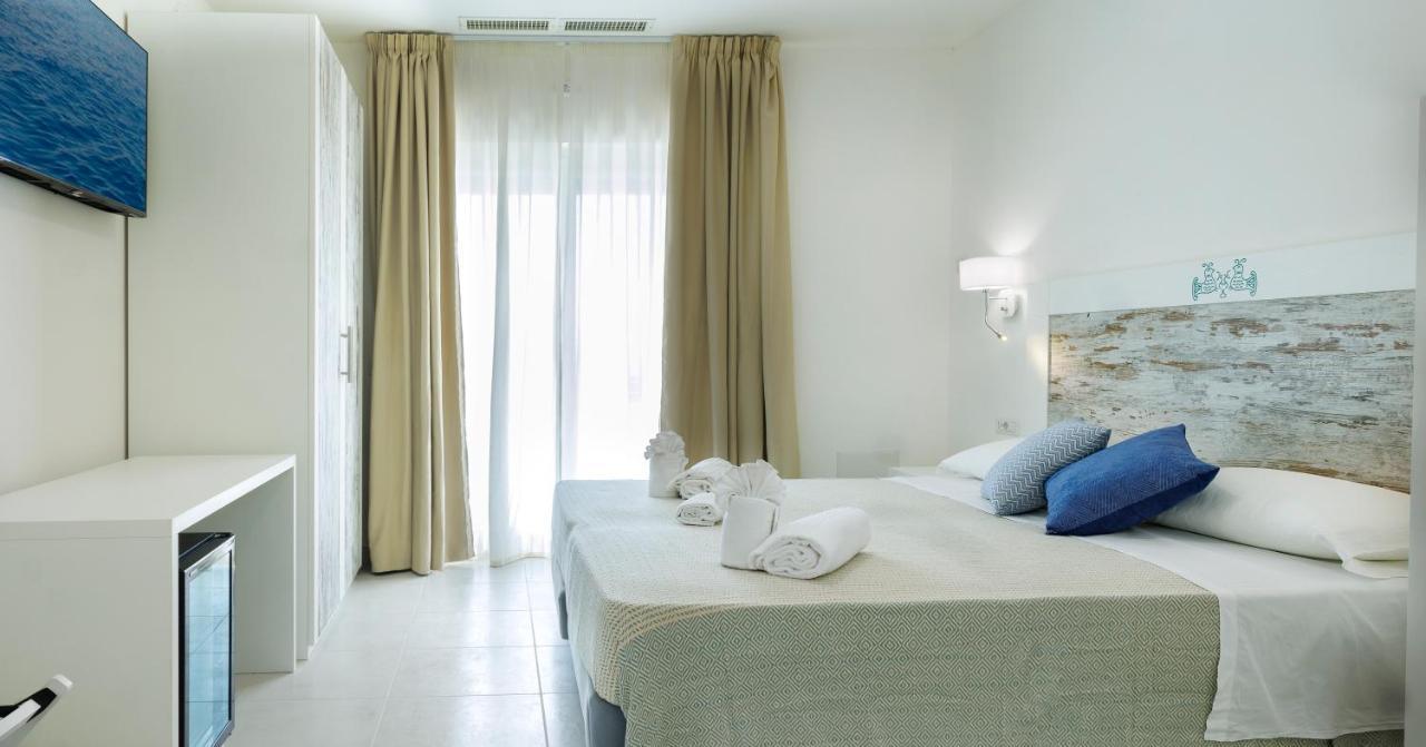 Mercury Beach Hotel SantʼAntìoco Extérieur photo
